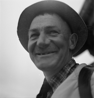 Gleicher Mann wie auf Bild PS_W020.01NEN_023.jpg