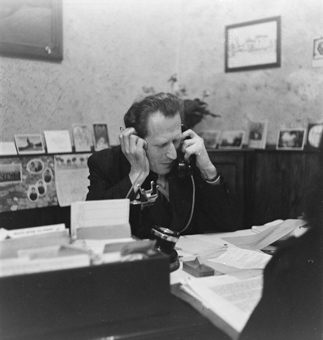 Maurice Dubois im Büro