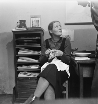 Elisabeth Kasser im Zentrum der Kinderhilfe