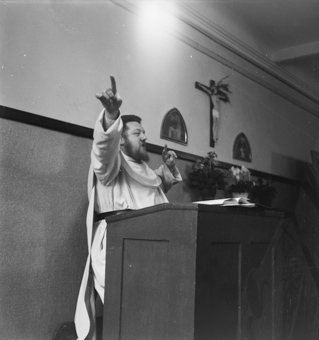 Saal einer Kirchgemeinde