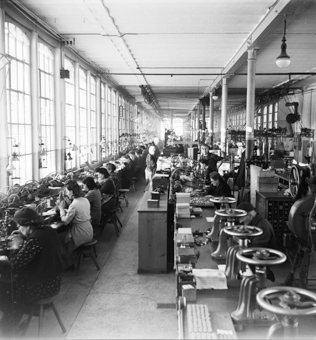 Uhrenfabrik im Jura